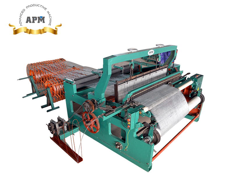 Automatic crimped wire mesh machine